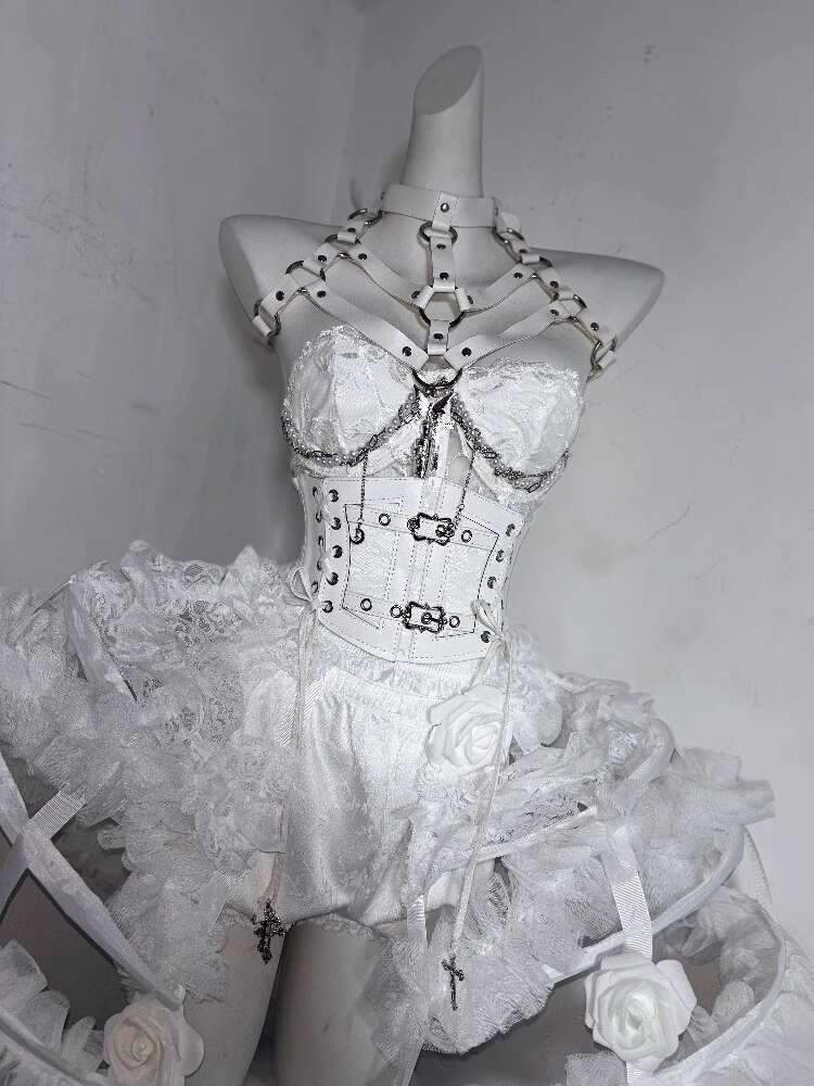 Corsetto Lolita Gotico Bianco  - Corset Top Boned recensione e prezzo